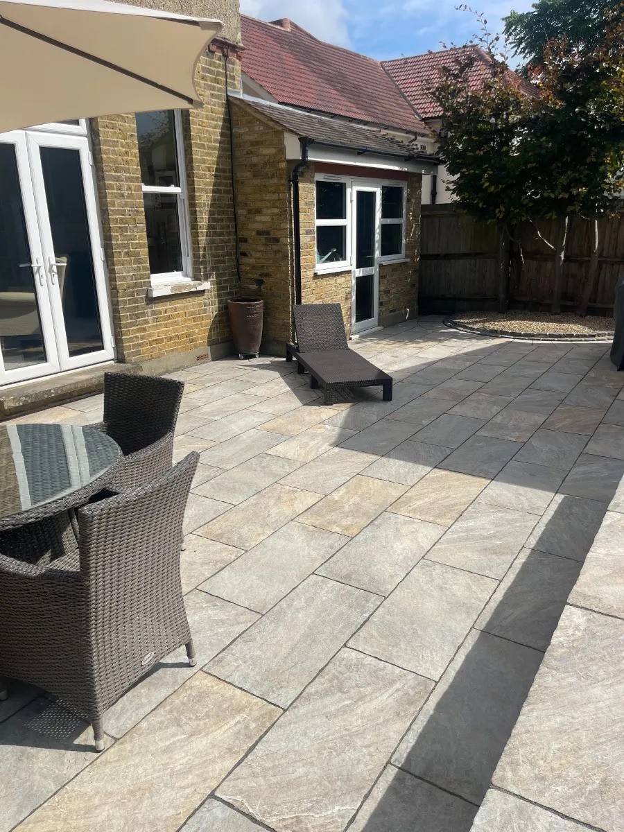 Bradstone Romeli Porcelain 800x400 Paving in Grey Blend - Image 2