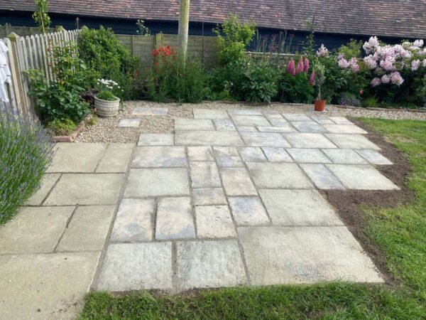Bradstone Old Town Eco Paving in Old Quarried - Image 2