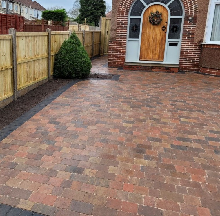 Bradstone Woburn Original 50mm Block Paving in Rustic - Image 2