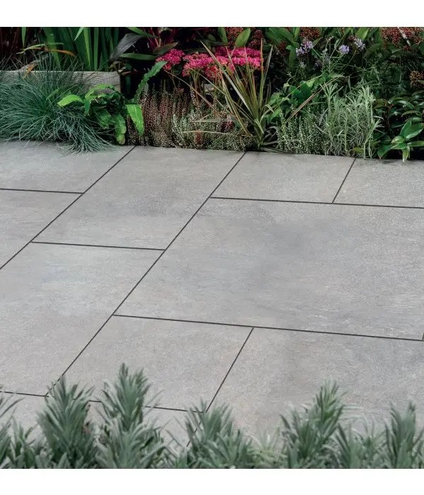 Bradstone Arenaria Porcelain Patio Pack in Light Grey 18.36m2
