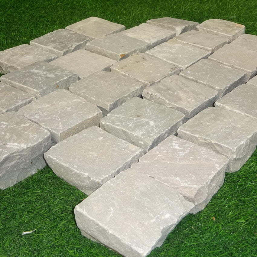 Kandla Grey Indian Sandstone Cobbles 100×100 9m2 Pack