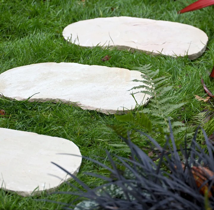 Bradstone Sandstone Stepping Stone in Fossil Buff