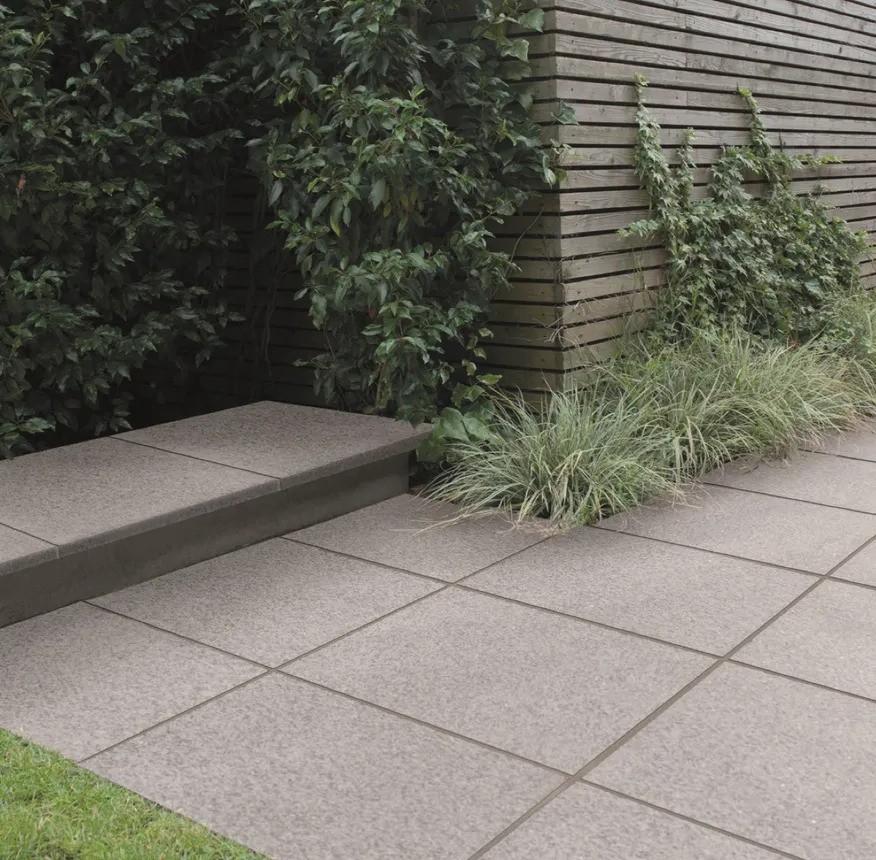 Bradstone Natural Granite Paving