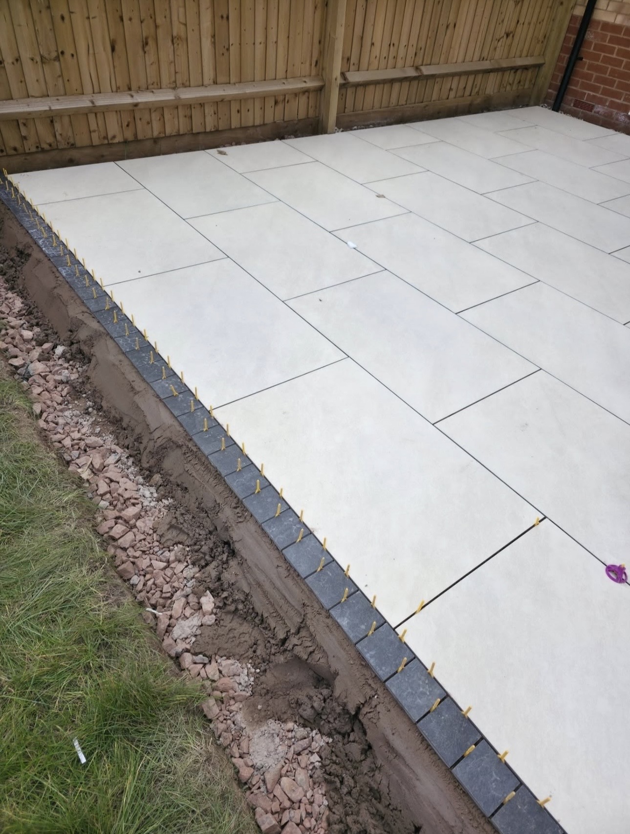 Bradstone White Pearl 900x600 Porcelain - Image 2
